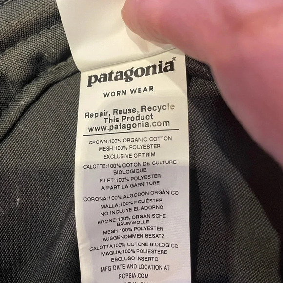 Patagonia Fitz Roy Bear Black Mesh Trucker Hat Snapback Classic Adult - Picture 6 of 6